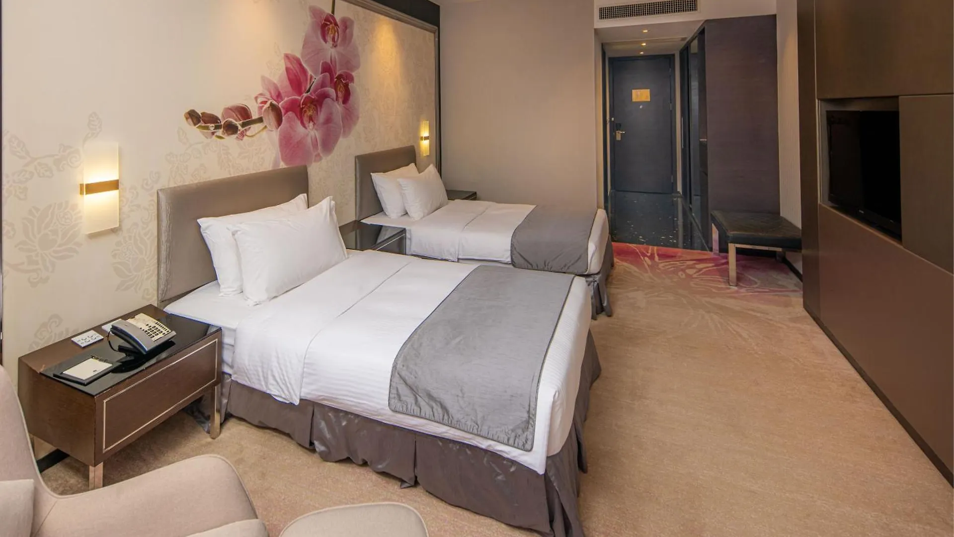 Grand Emperor Hotel Macau