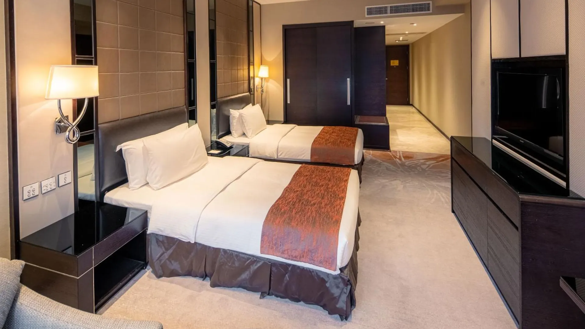 Grand Emperor Hotel Macau