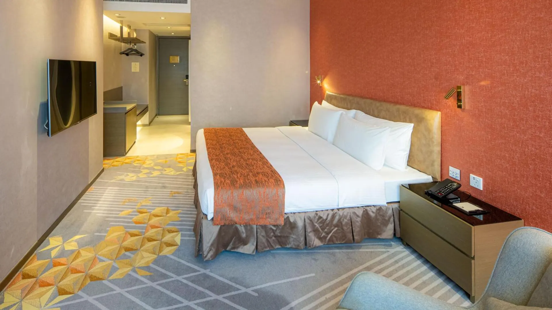 Grand Emperor Hotel Macau 4*,  China